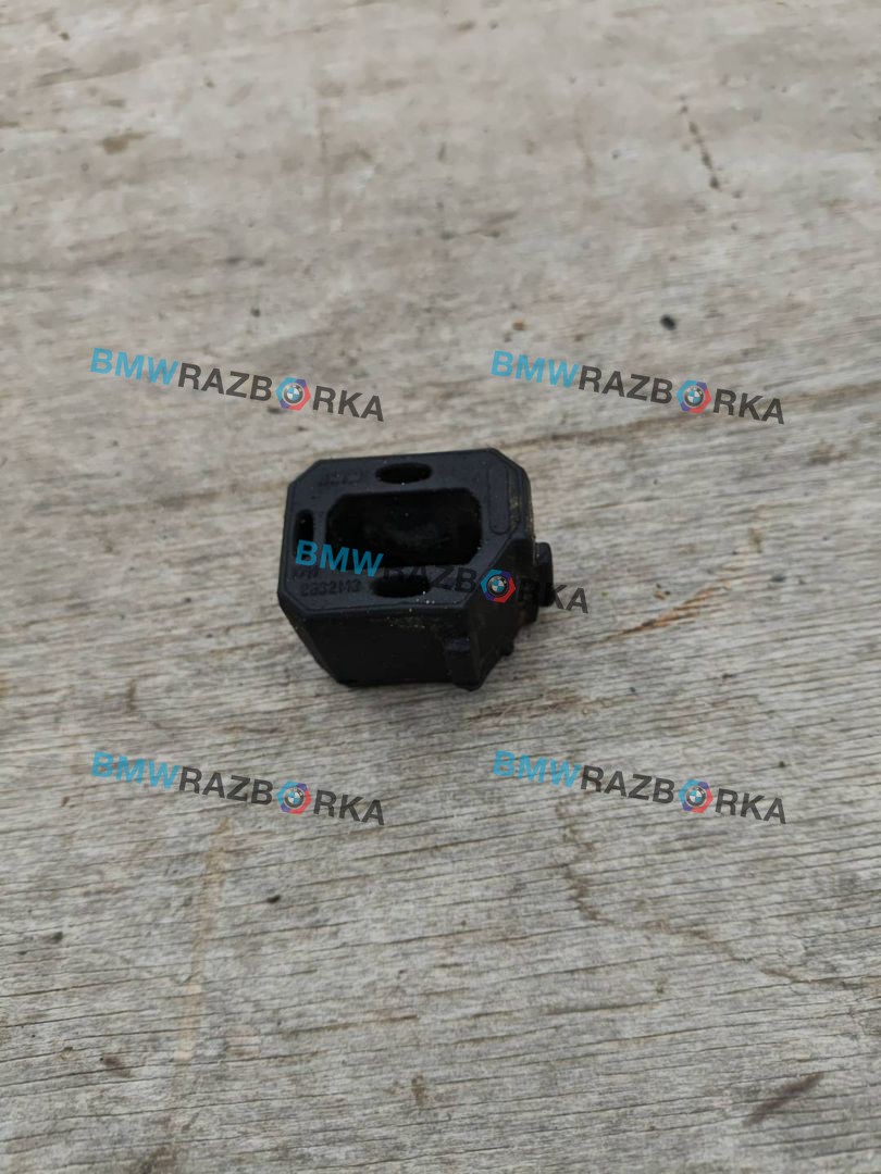 кронштейн радиатора BMW M5 F90 2020, 4.4 л., S63 B44 B, бензин, АКПП, седан, полный привод, правый руль, 8632143