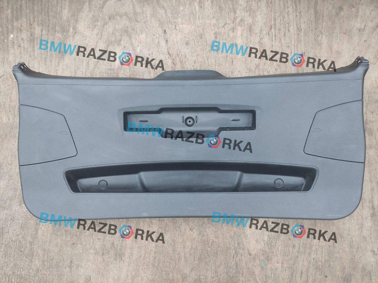 обшивка крышки багажника BMW X1 F48 2018, 1.8 л., бензин, робот, b45 estoril-blau metallic, внедорожник 5 дв., передний привод, правый руль, 7350844, 7350851, 7350849, 7350850