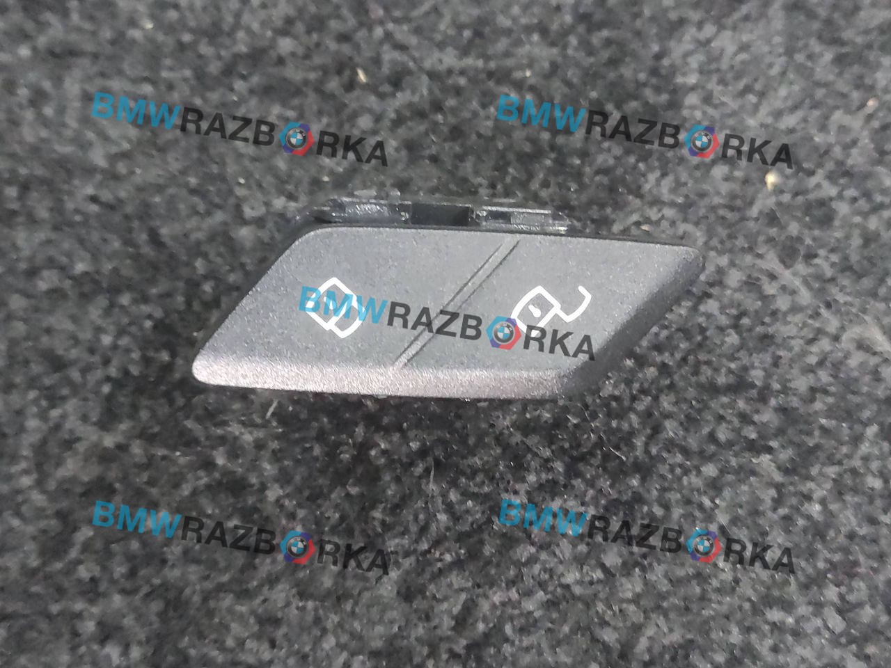 кнопка центрального замка BMW X3 M F97 2019, 3.0 л., S58B30A, бензин, АКПП, внедорожник 5 дв., полный привод, 9386781