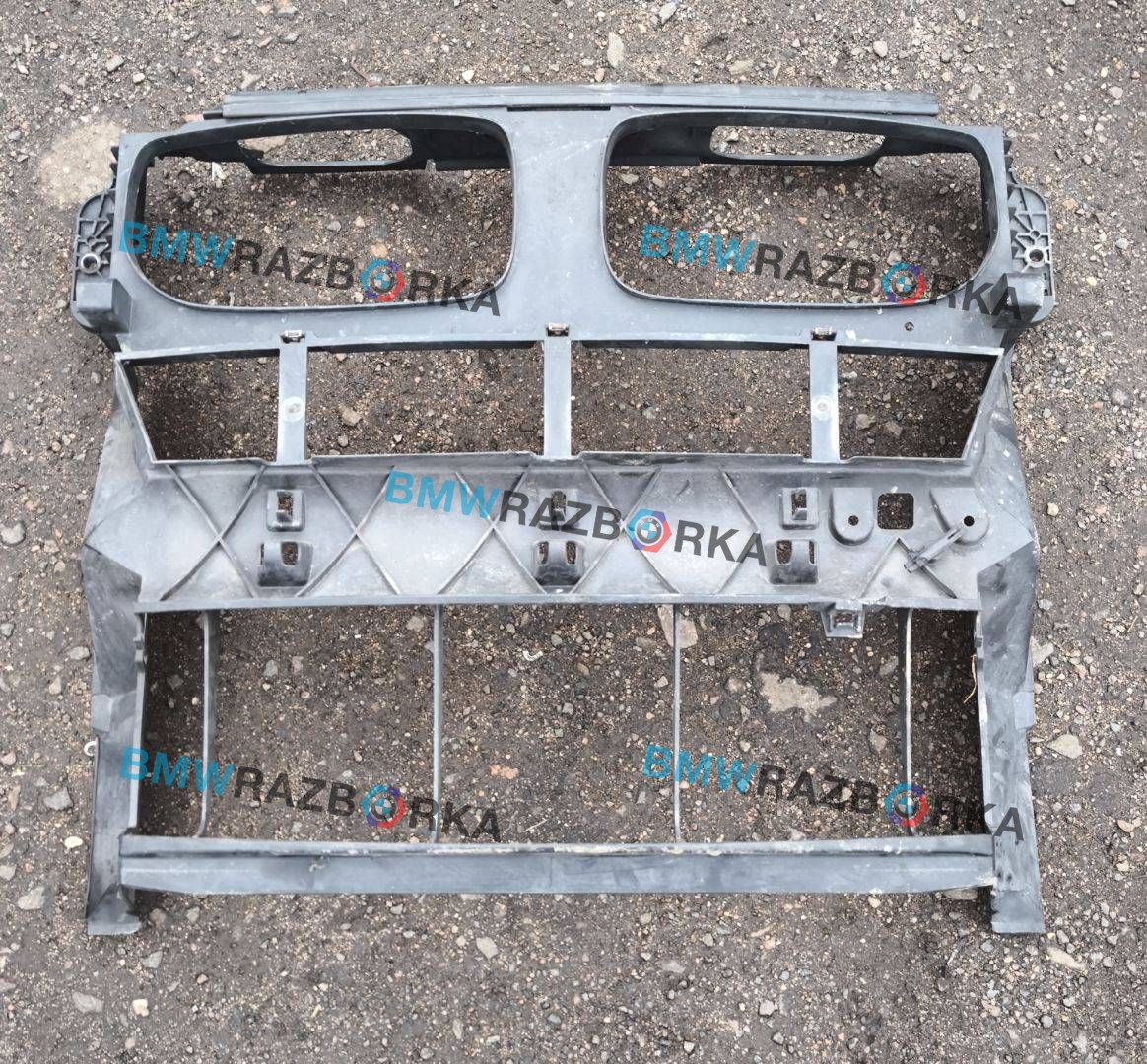 передняя панель крепления облицовки (телевизор) BMW X5 M E70 2010, 4.4 л., S63 B44 A, бензин, АКПП, внедорожник 5 дв.
