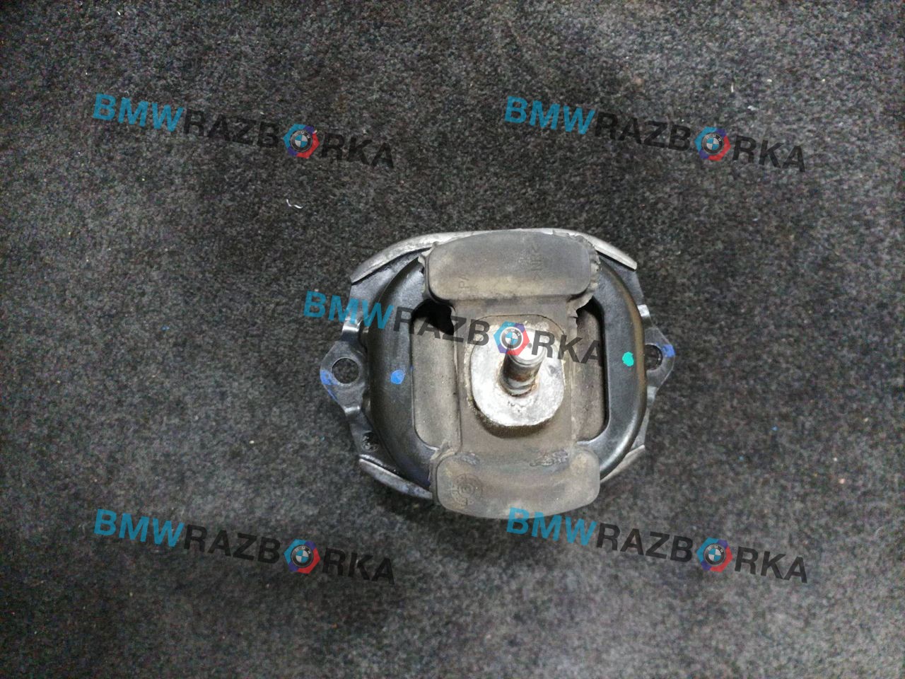 подушка крепления двигателя BMW X5 M E70 2010, 4.4 л., S63 B44 A, бензин, АКПП, внедорожник 5 дв., 6793642