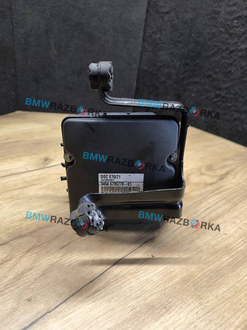 блок ABS BMW X5 M E70 2010, 4.4 л., S63 B44 A, бензин, АКПП, внедорожник 5 дв., 34516795778, 6795778, 6795779, 34526795779