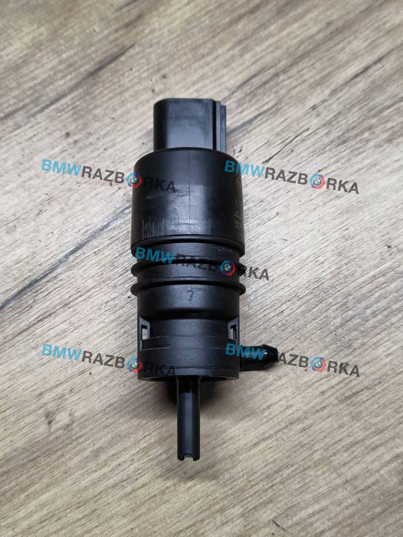 насос (моторчик) омывателя стекла BMW X5 M E70 2010, 4.4 л., S63 B44 A, бензин, АКПП, внедорожник 5 дв., 6934160