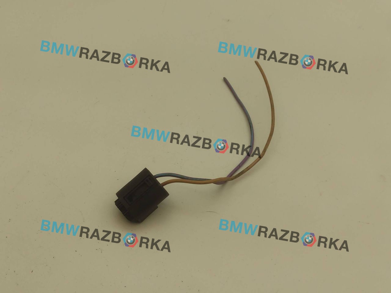 разъем (фишка) проводки BMW X5 M E70 2010, 4.4 л., S63 B44 A, бензин, АКПП, внедорожник 5 дв., 8373328