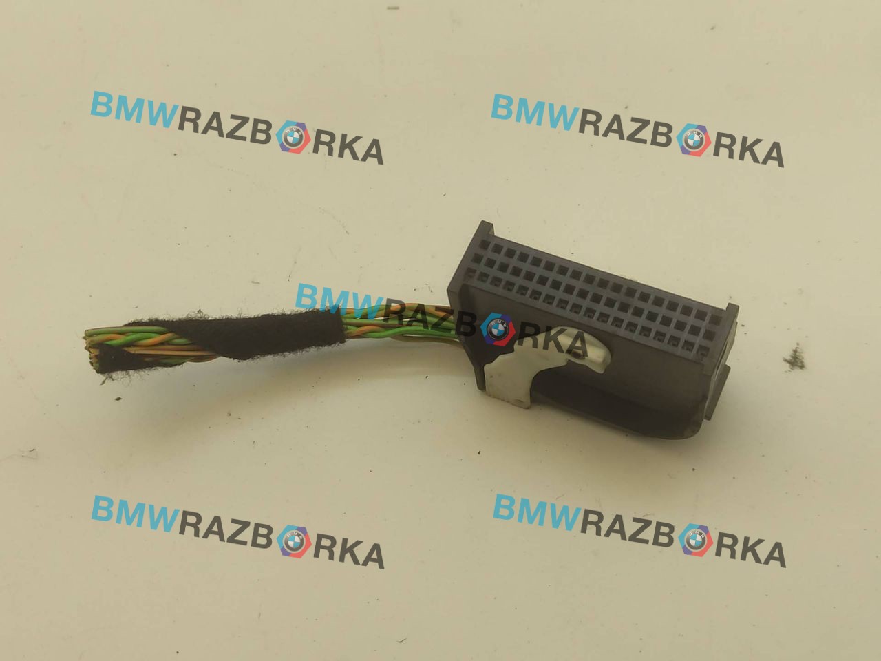 разъем (фишка) проводки BMW X5 M E70 2010, 4.4 л., S63 B44 A, бензин, АКПП, внедорожник 5 дв., 6920068