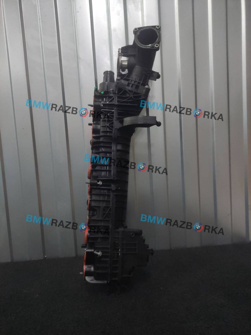 коллектор впускной BMW X5 F15 2014, 4.0 л., дизель, АКПП, черный, внедорожник 5 дв., 7811909
