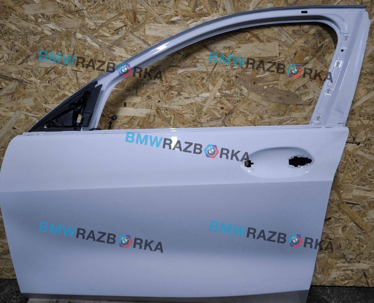 дверь передняя левая BMW 1 серия F40 2020, 2.0 л., B48A20E, бензин, АКПП, белый, хетчбэк 5 дв., полный привод