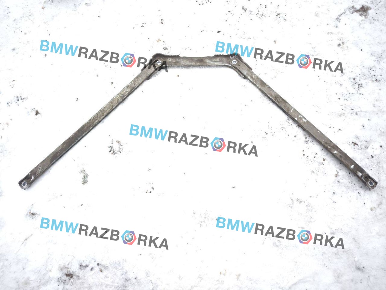 распорка кузова BMW 1 серия F40 2020, 2.0 л., B48A20E, бензин, АКПП, белый, хетчбэк 5 дв., полный привод, 6886207, 33326886207