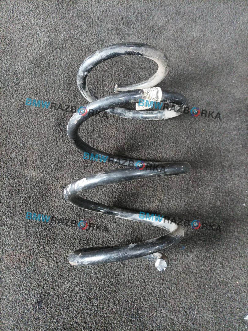 пружина передняя BMW 1 серия F40 2020, 2.0 л., B48A20E, бензин, АКПП, белый, хетчбэк 5 дв., полный привод