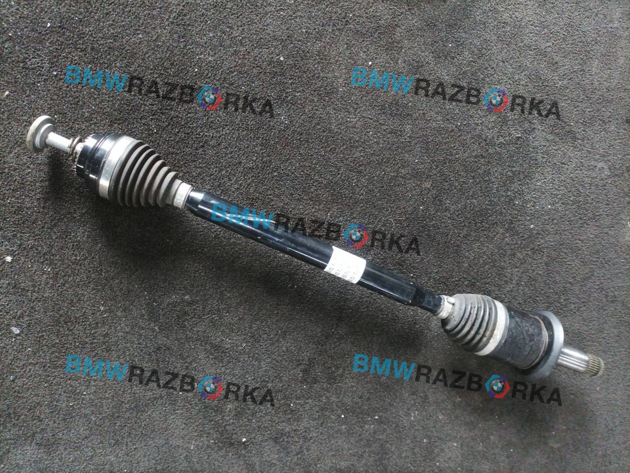 полуось задняя (приводной вал, ШРУС) BMW 1 серия F40 2020, 2.0 л., B48A20E, бензин, АКПП, белый, хетчбэк 5 дв., полный привод, 8679838