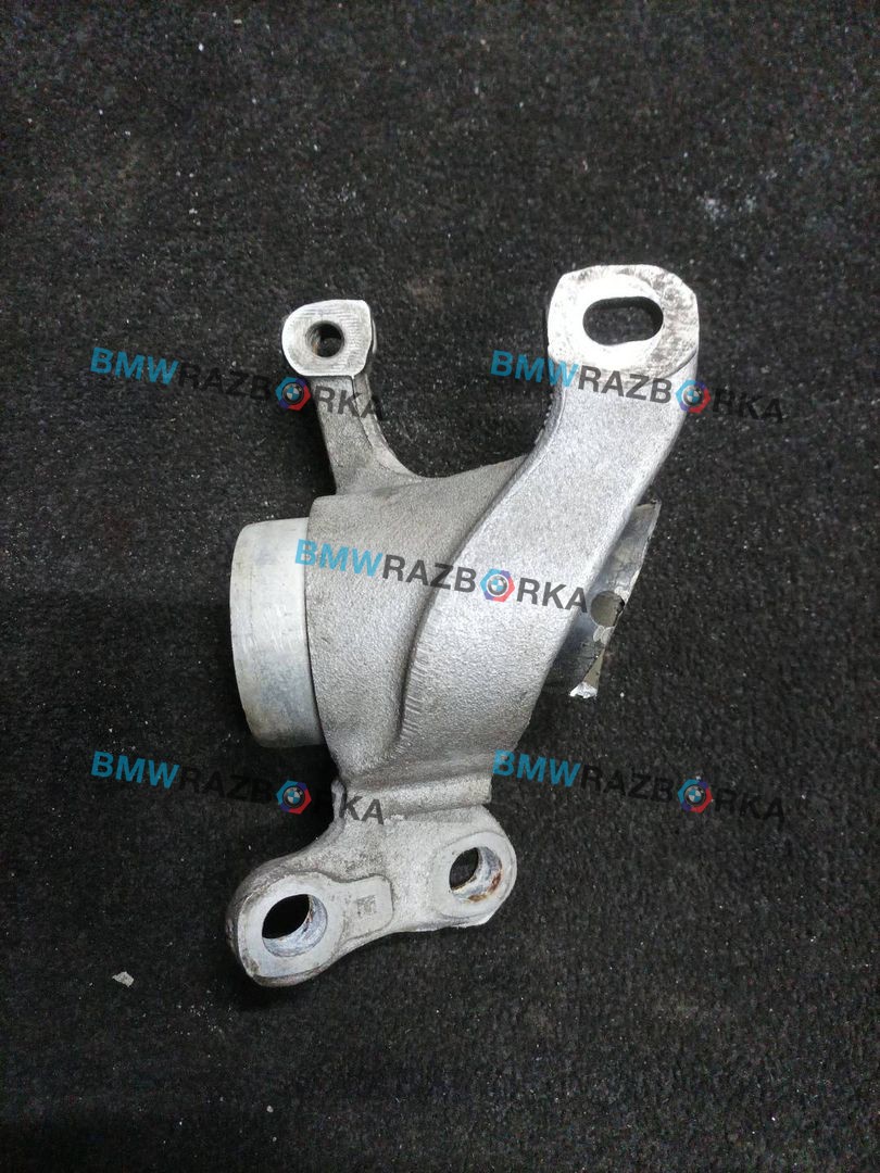 сайлентблок BMW 1 серия F40 2020, 2.0 л., B48A20E, бензин, АКПП, белый, хетчбэк 5 дв., полный привод, 6882843