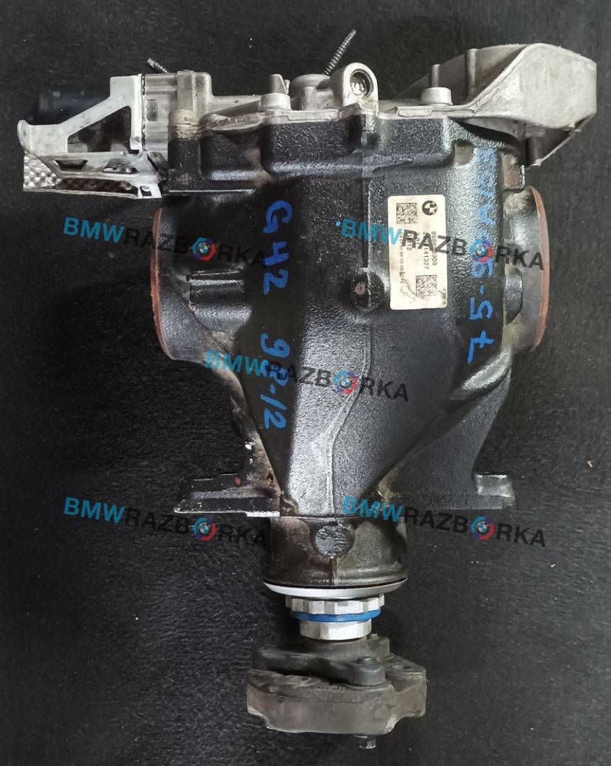 редуктор заднего моста BMW 2 серия G42 2022, 3.0 л., B58B30, бензин, АКПП, купе, полный привод, 8686989