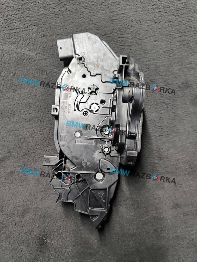 замок двери передней левой BMW 2 серия G42 2022, 3.0 л., B58B30, бензин, АКПП, купе, полный привод, 7445051, 51217445051