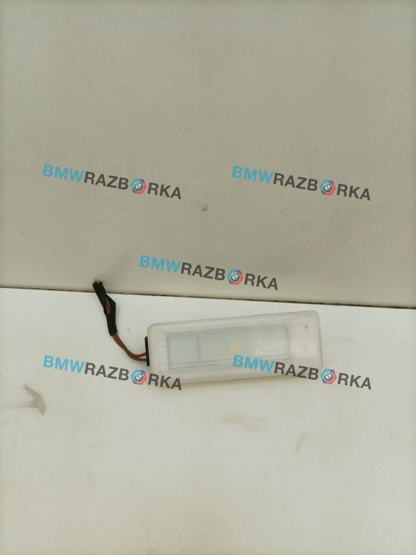 фонарь салона (плафон) BMW 5 серия G30/G31 G30 2018, 3.0 л., B57 D30 A, дизель, АКПП, синий, седан, полный привод, правый руль, 9313574