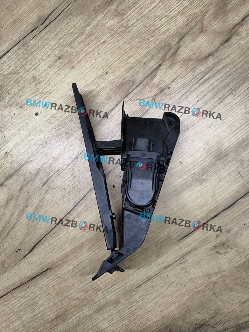 педаль BMW 3 серия F30/F31 [рестайлинг] F30 2016, 2.0 л., B47 D20 A, дизель, МКПП, седан, 35426853176, 6853176