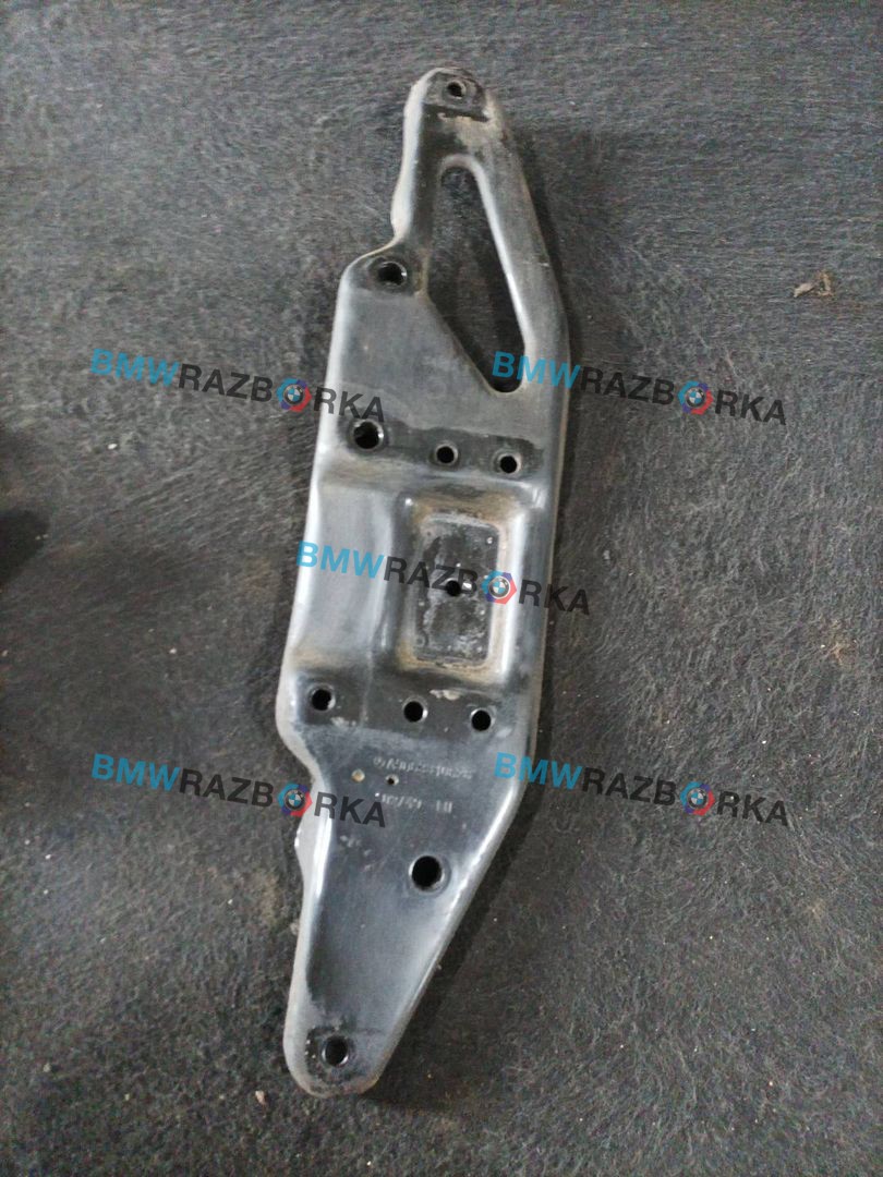 кронштейн рессоры Mercedes-Benz Sprinter 2 поколение [рестайлинг] (W906) W906 2014, 2.2 л., дизель, 6МКПП, микроавтобус, A9063310626