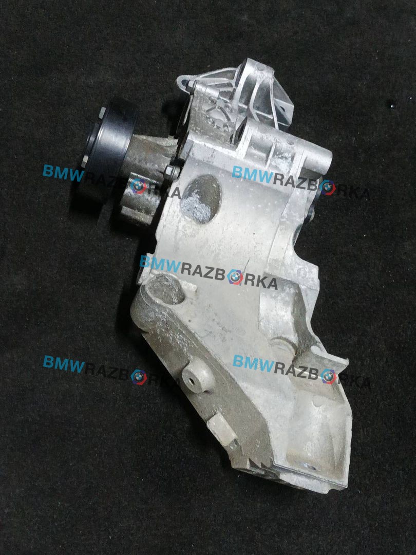 помпа BMW 3 серия F30/F31 [рестайлинг] F30 2016, 1.5 л., i, B38 B15 A, бензин, МКПП, а300, седан, задний привод, правый руль, 7644804, 8631692