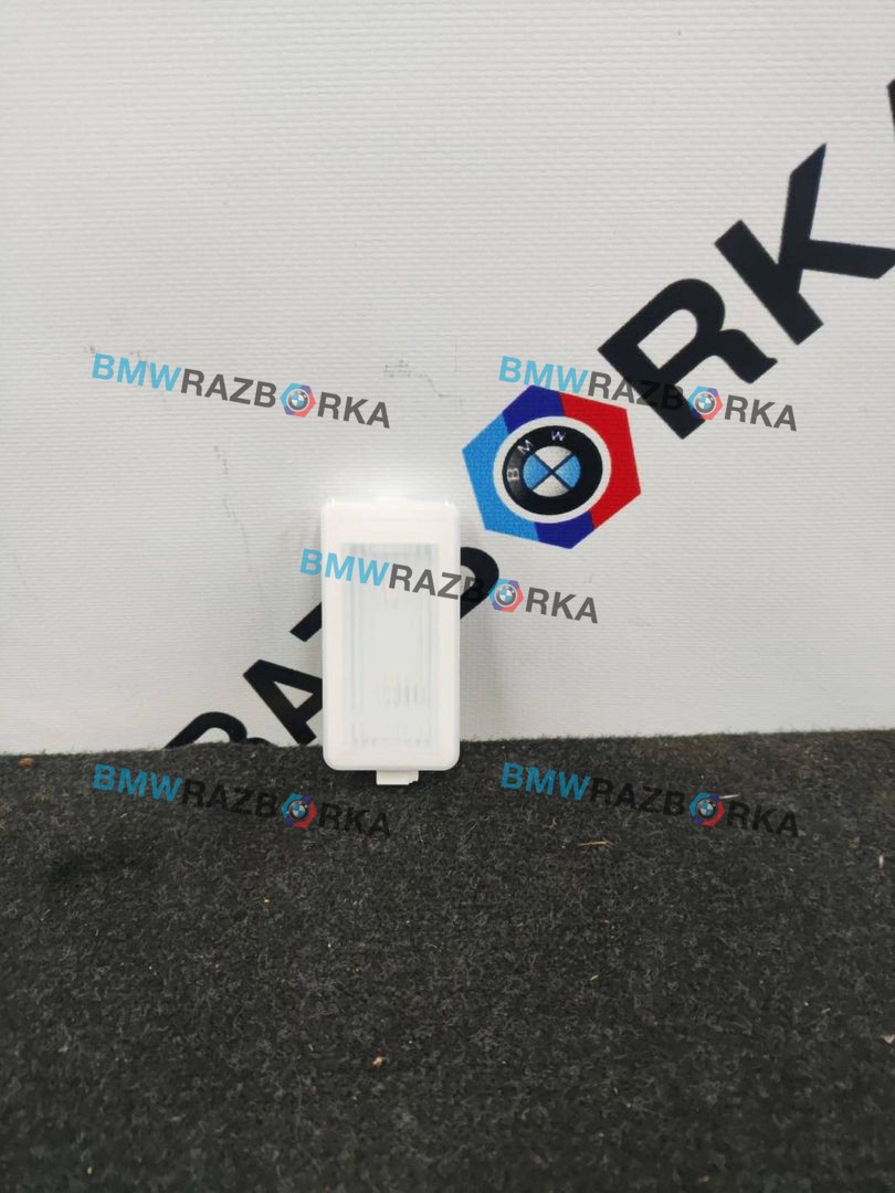 плафон багажника BMW 8 серия G14/G15 G16 2021, 4.0 л., бензин, АКПП, с36, седан, задний привод, 9349579