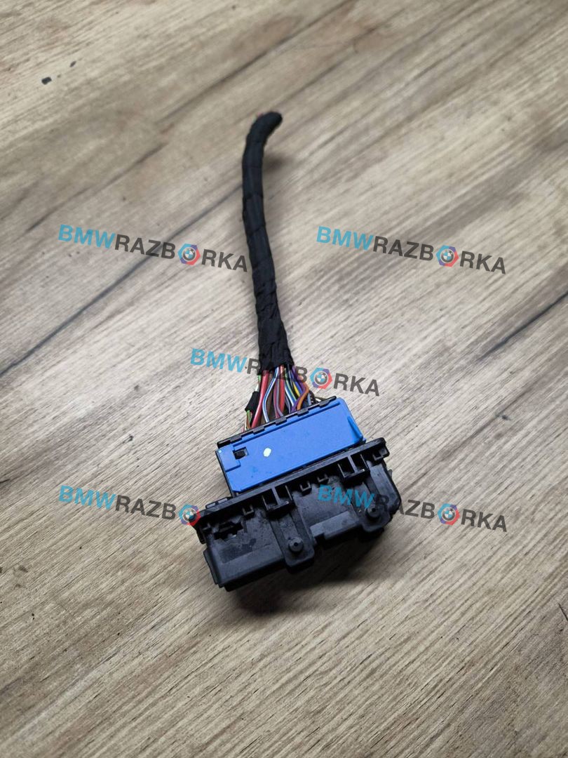 разъем (фишка) проводки BMW 3 серия G20 2021, 3.0 л., i, B58B30, бензин, АКПП, универсал, полный привод, правый руль, 9221027