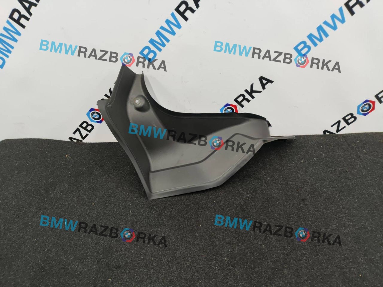 водосток крышки багажника BMW 8 серия G14/G15 G16 2021, 4.0 л., бензин, АКПП, с36, седан, задний привод, 7453777, 51197453777