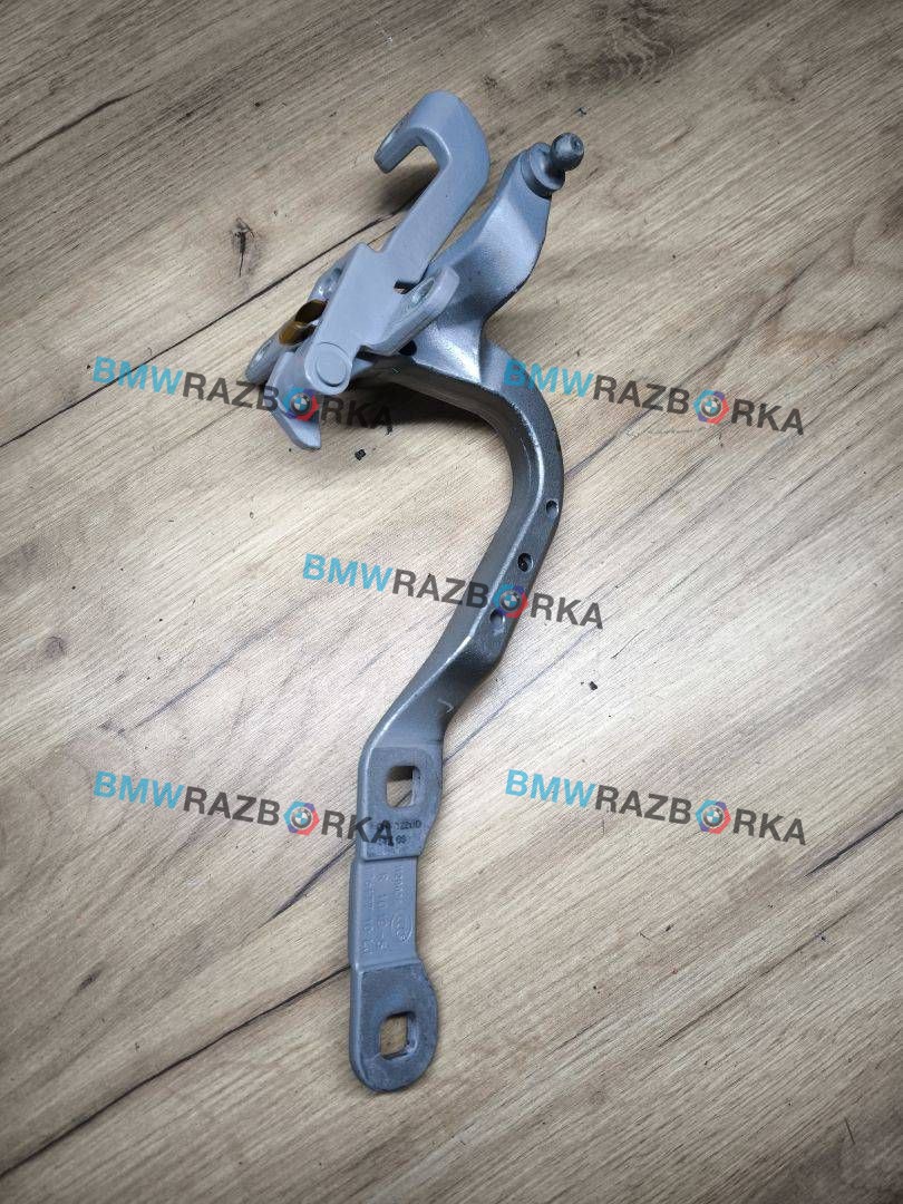 петля крышки багажника BMW X4 M F98 2021, 3.0 л., S58B30A, бензин, АКПП, donington grau (c28), внедорожник 5 дв., полный привод, 7424414