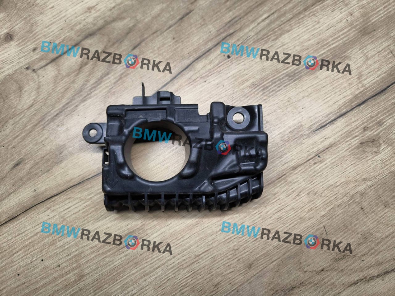 Крепление бампера заднего BMW X4 M F98 2021, 3.0 л., S58B30A, бензин, АКПП, donington grau (c28), внедорожник 5 дв., полный привод, 8099946, 51118099946 - фото №1