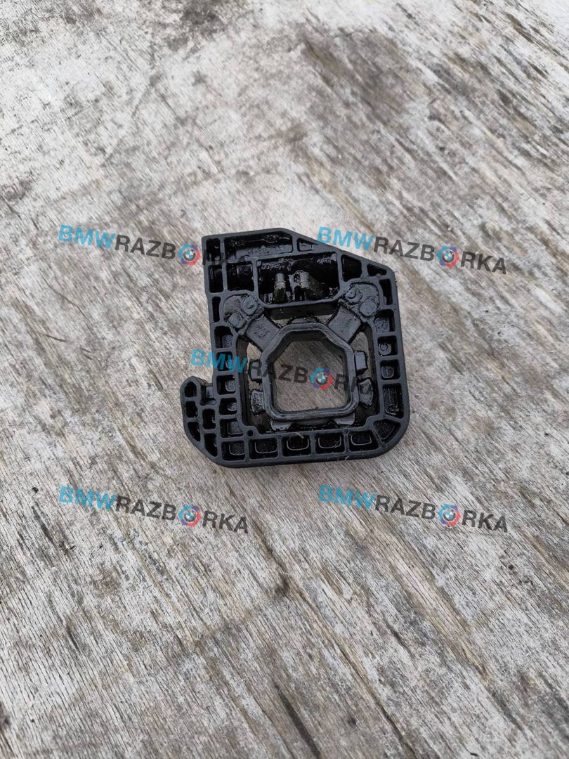 кронштейн радиатора BMW X4 M F98 2021, 3.0 л., S58B30A, бензин, АКПП, donington grau (c28), внедорожник 5 дв., полный привод, 8642753