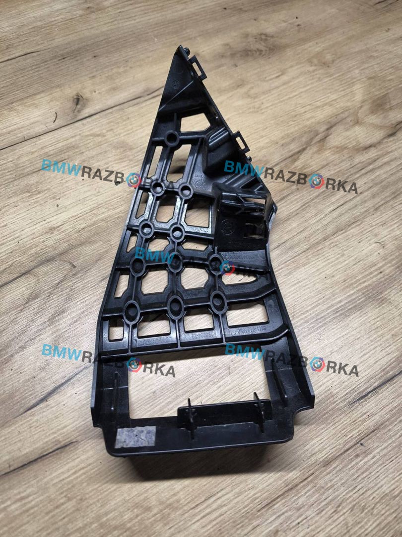 крепление крыла переднего правого BMW X5 G05 2021, 4.0 л., B58B30C, гибрид, АКПП, 475 black-sapphire metallic, внедорожник 5 дв., полный привод, 7421850, 51117421850