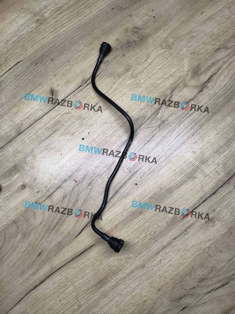 патрубок расширительного бачка BMW X1 F48 [рестайлинг] F48 2021, 1.5 л., гибрид, a96, внедорожник 5 дв., полный привод, 7645528