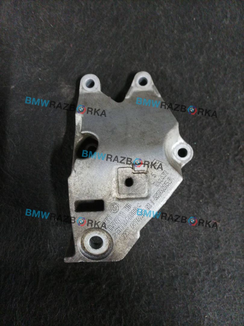 кронштейн двигателя BMW 4 серия G22/G23 G22 2021, 2.0 л., B48 B20 A, бензин, задний привод, 6876207, 6876205