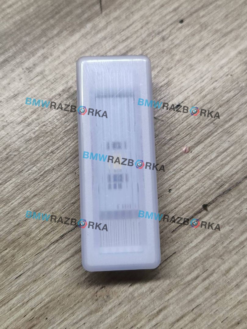 фонарь салона (плафон) BMW X5 G05 2021, 4.0 л., B58B30C, гибрид, АКПП, 475 black-sapphire metallic, внедорожник 5 дв., полный привод, 9313574