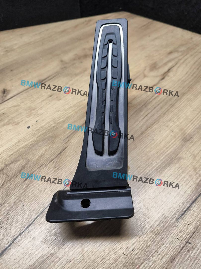 педаль BMW X5 G05 2021, 4.0 л., B58B30C, гибрид, АКПП, 475 black-sapphire metallic, внедорожник 5 дв., полный привод, 6889820