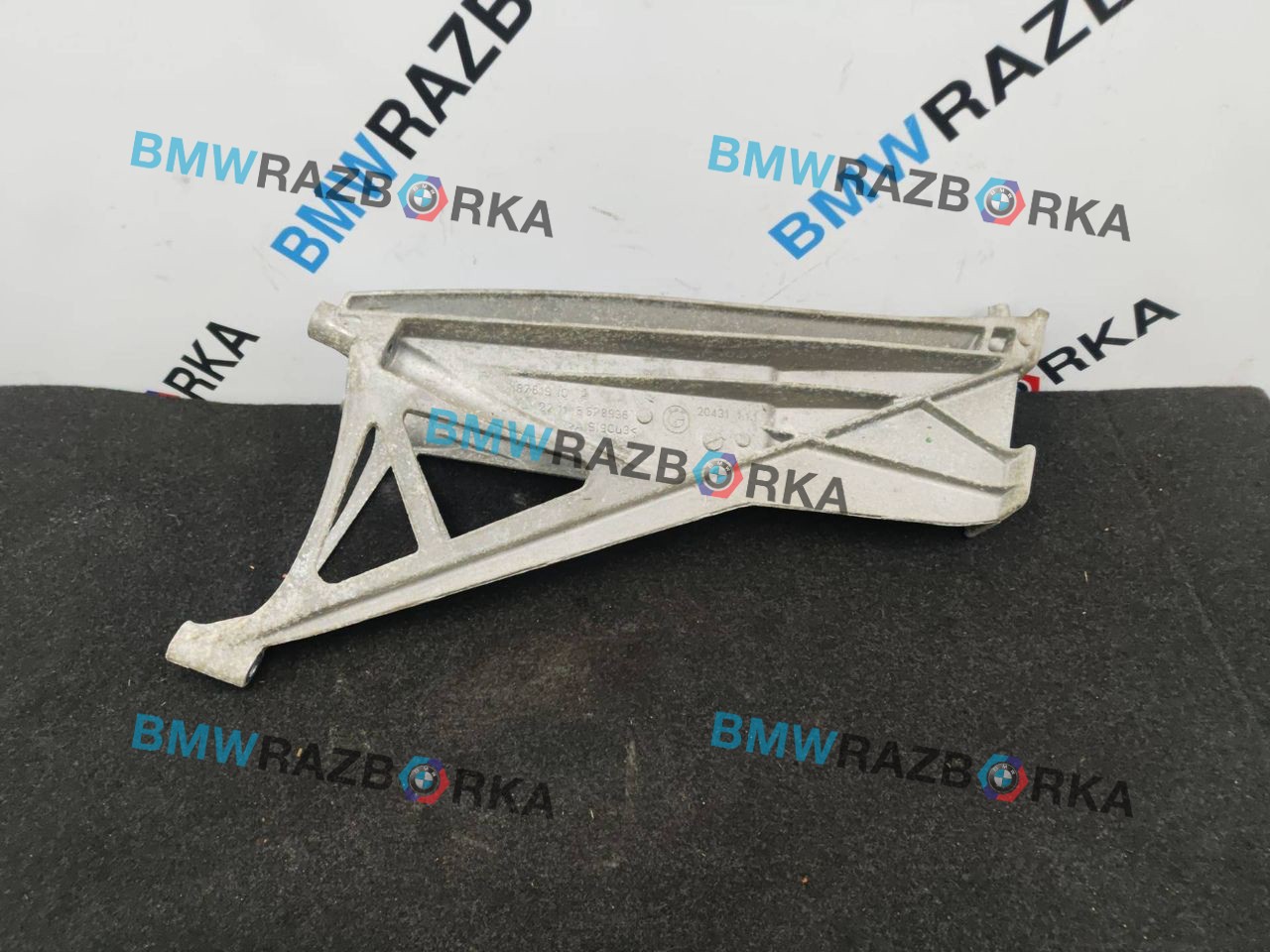 кронштейн КПП BMW i3 L01 [рестайлинг] I01 2017, электро, c2v, хетчбэк 5 дв., задний привод, правый руль, 22116878936, 6878936