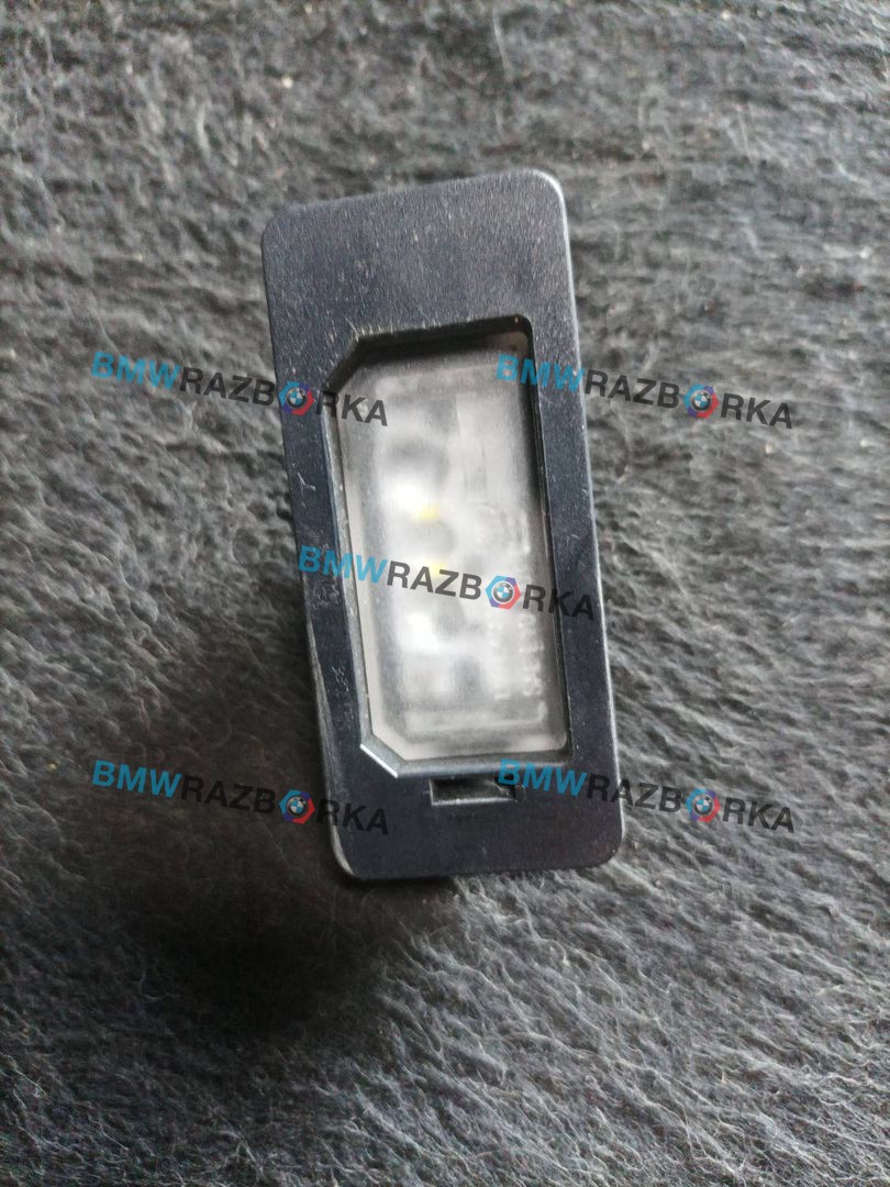 подсветка номера BMW X1 F48 [рестайлинг] F48 2021, 1.5 л., гибрид, a96, внедорожник 5 дв., полный привод, 9481841, 63269481841