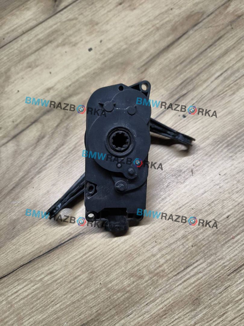 жалюзи BMW X5 G05 2021, 4.0 л., B58B30C, гибрид, АКПП, 475 black-sapphire metallic, внедорожник 5 дв., полный привод, 9464870