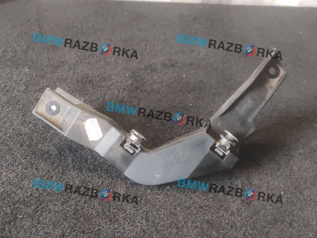 крепление фары правой BMW i3 L01 I01 2016, бензин, электро, a300, задний привод, 51647331556, 7331556