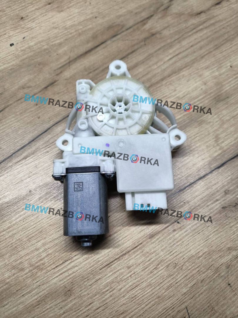 моторчик стеклоподъемника передний левый BMW X5 G05 2021, 4.0 л., B58B30C, гибрид, АКПП, 475 black-sapphire metallic, внедорожник 5 дв., полный привод, 9450069