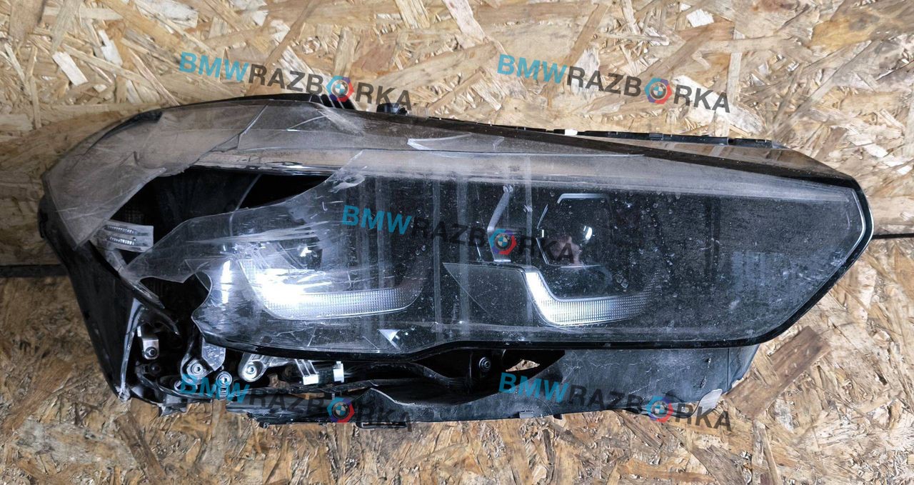 фара правая BMW X5 G05 2021, 4.0 л., B58B30C, гибрид, АКПП, 475 black-sapphire metallic, внедорожник 5 дв., полный привод, 9481786