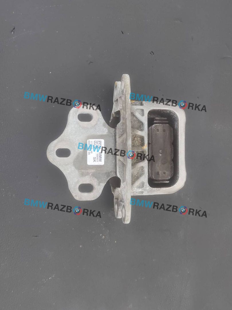 подушка крепления КПП BMW X1 F48 [рестайлинг] F48 2021, 1.5 л., гибрид, a96, внедорожник 5 дв., полный привод, 6853453