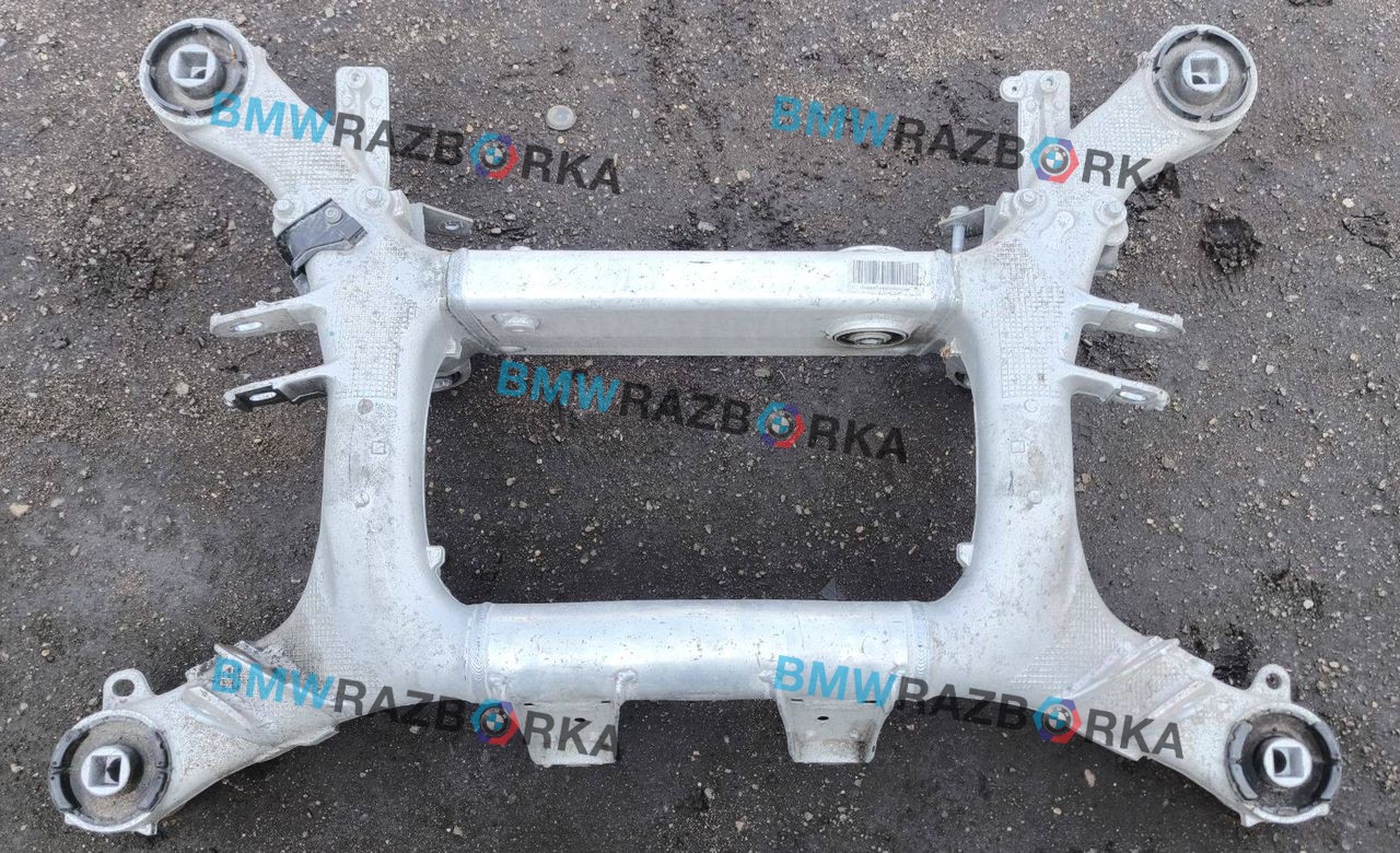 балка подвески задняя BMW M8 F91/92 F93 2020, 4.4 л., S63 B44 B, бензин, АКПП, седан, полный привод, 7857057, 33317857057