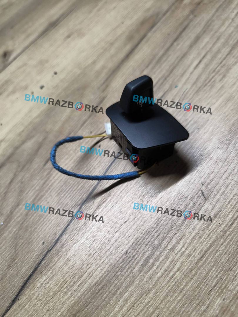 выключатель регулировки рулевой колонки BMW M8 F91/92 F93 2020, 4.4 л., S63 B44 B, бензин, АКПП, седан, полный привод, 9496254