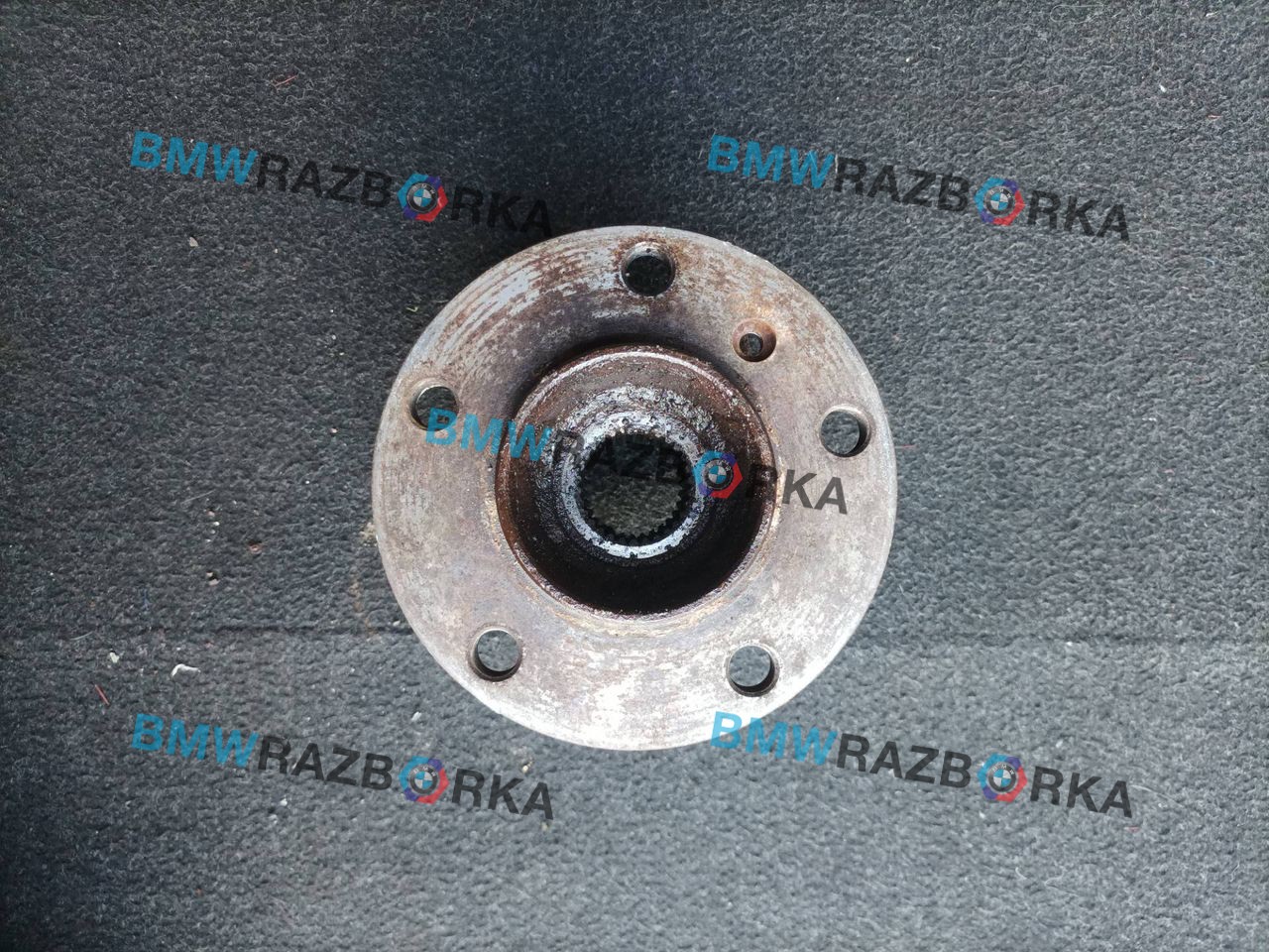 ступица задняя BMW 7 серия F01/F02 F01 2009, 3.0 л., N57 D30 A, дизель, АКПП, задний привод