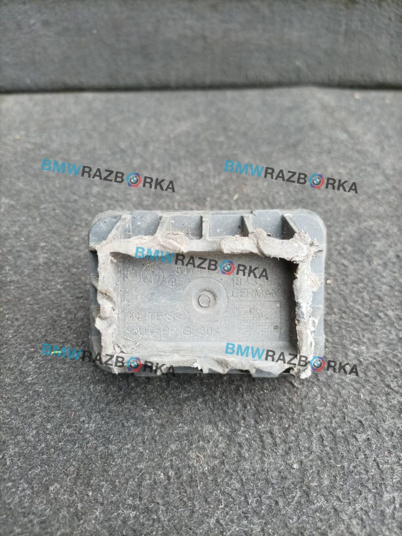 опора под домкрат (поддомкратная подушка) BMW 6 серия F06/F12/F13 F13 2012, 4.0 л., дизель, a82, купе, задний привод, 51717237195