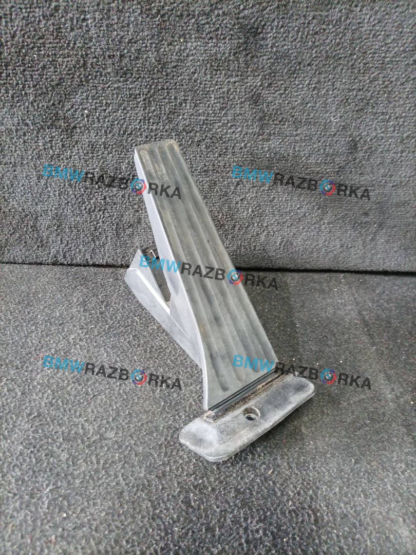 педаль BMW 6 серия F06/F12/F13 F13 2012, 4.0 л., дизель, a82, купе, задний привод, 6858574, 35426858574