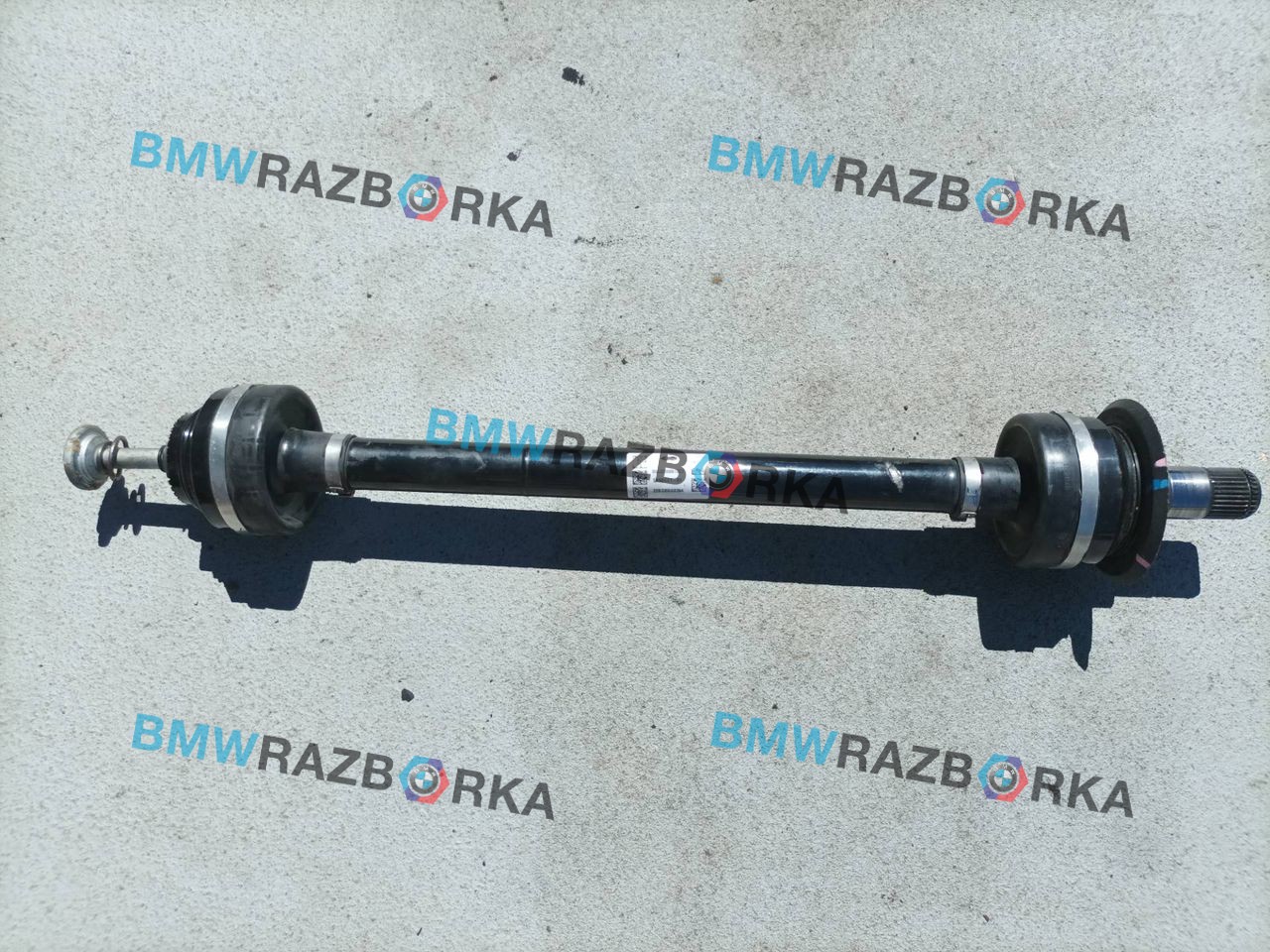 полуось задняя (приводной вал, ШРУС) BMW XM G09 G09 2023, 4.4 л., S68B44, бензин, электро, 5A5DCC1, 31605A5DCC1