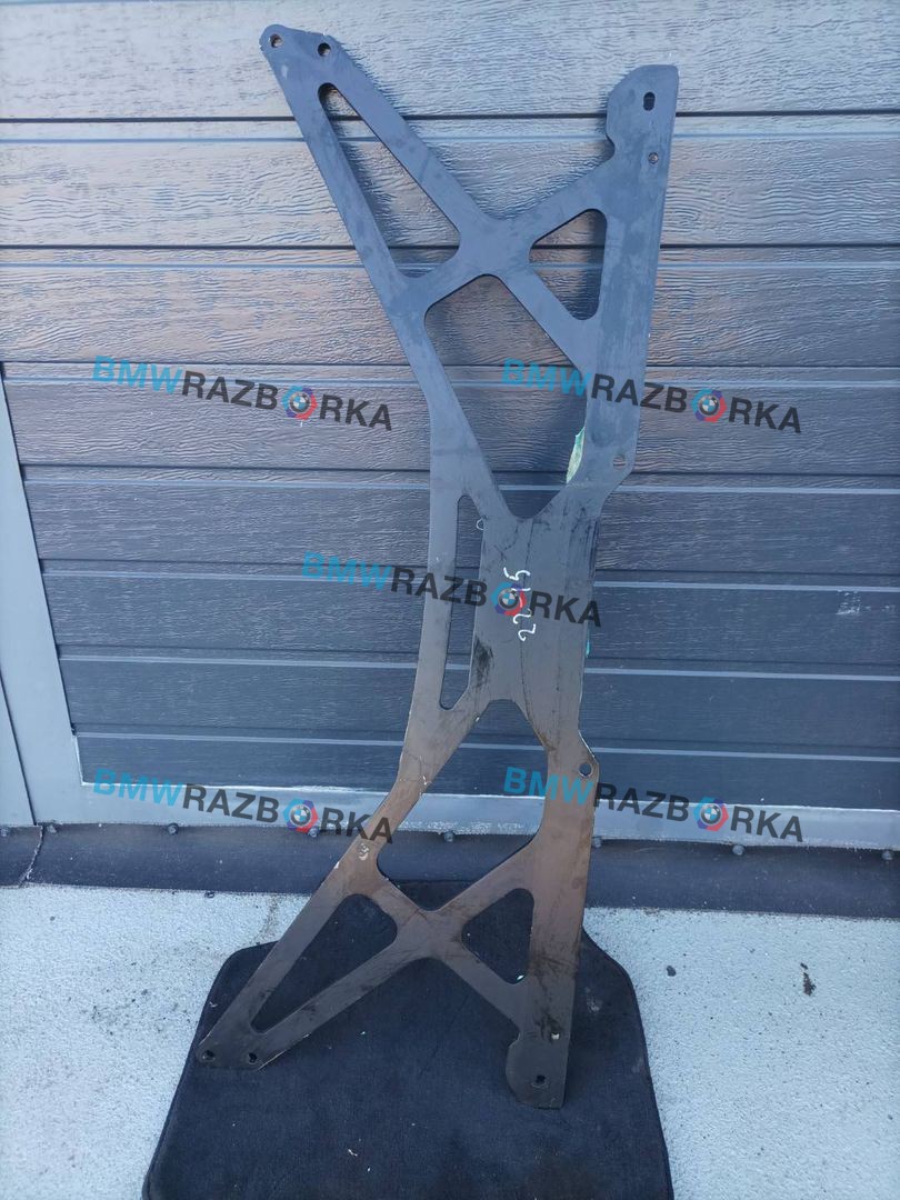 Распорка (растяжка) телевизора BMW XM G09 G09 2023, 4.4 л., S68B44, бензин, электро, АКПП, 475, внедорожник 5 дв., полный привод, 8078061