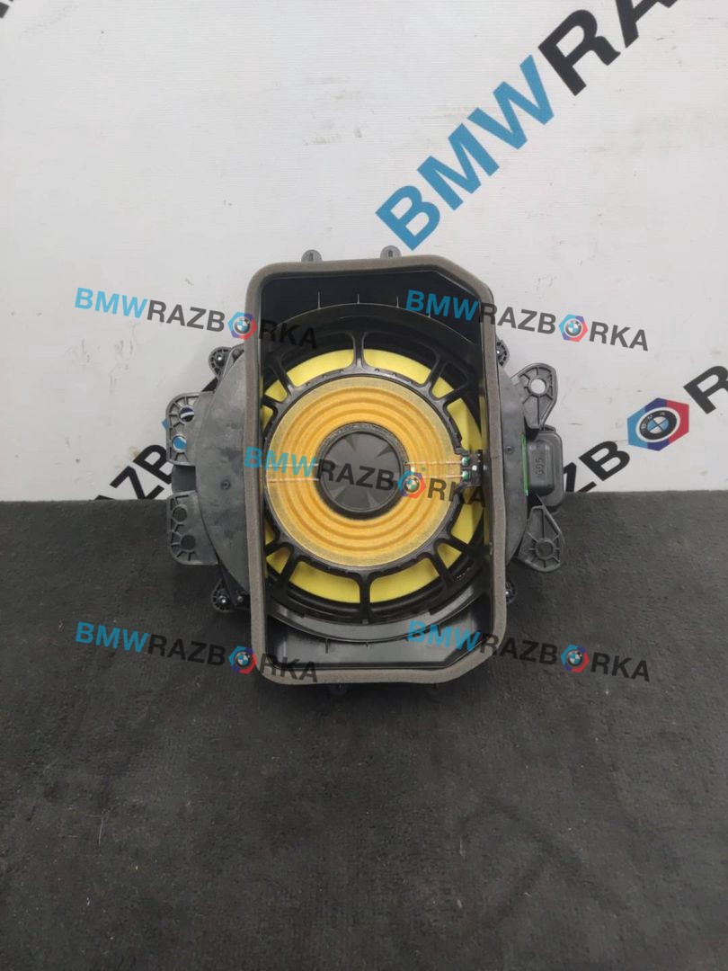 сабвуфер BMW XM G09 G09 2023, 4.4 л., S68B44, бензин, электро, АКПП, 475, внедорожник 5 дв., полный привод, 65132622510, 2622510