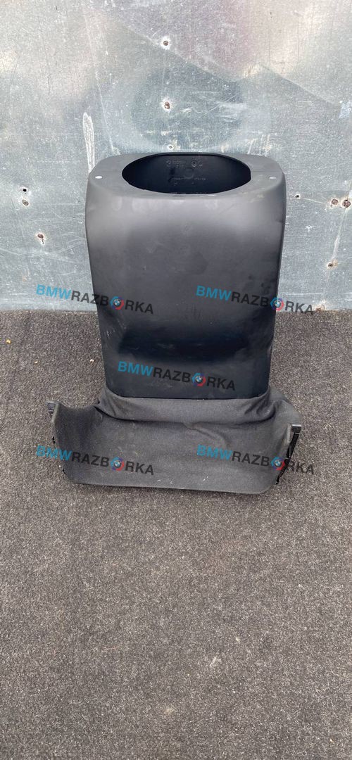 кожух рулевой колонки BMW M8 F91/92 F93 2020, 4.4 л., S63 B44 B, бензин, АКПП, седан, полный привод, 9299488