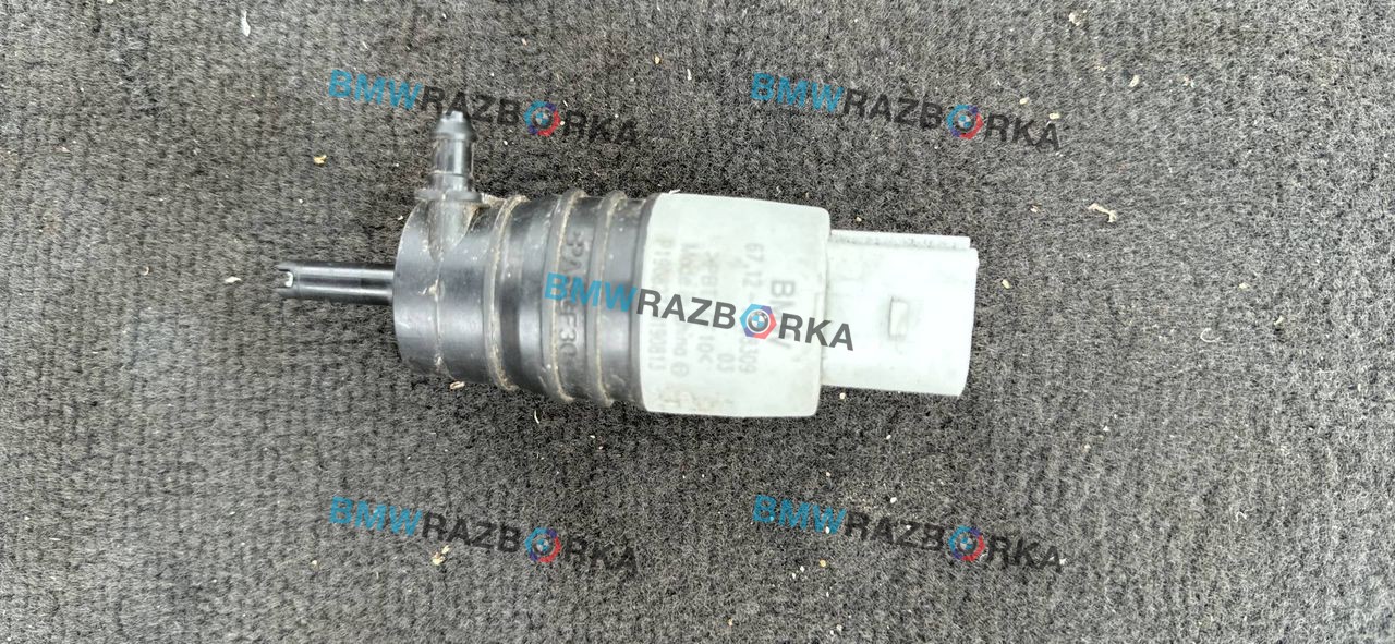 насос (моторчик) омывателя стекла BMW M8 F91/92 F93 2020, 4.4 л., S63 B44 B, бензин, АКПП, седан, полный привод, 7298309, 67127298309