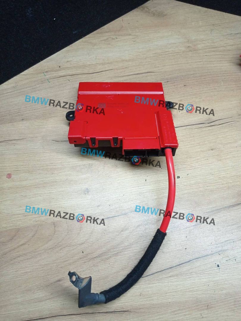 распределитель B+ BMW X5 F15 2015, 3.0 л., N57 D30 A, дизель, a96, внедорожник 5 дв., полный привод, 9285508